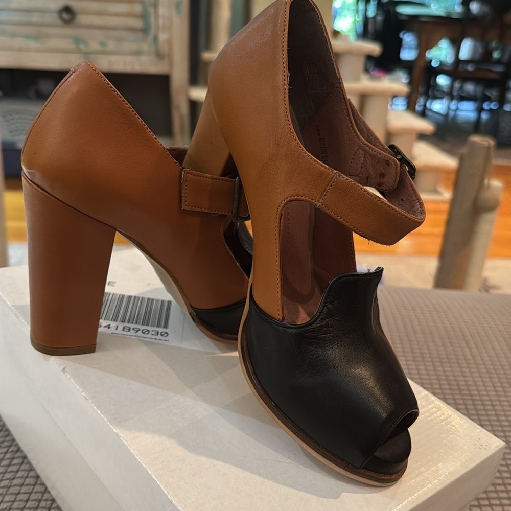 Anthropologie Womens Schuyler & Sons Philadelphia Leather Mary Janes Size 38